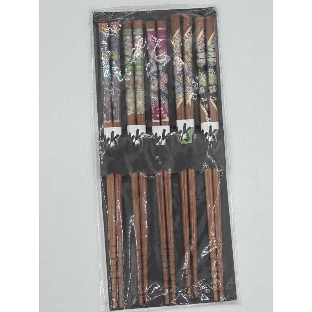 Japanese Natural Wood Chopsticks Reusable 5 Pairs Lightweight Hand Carved Set